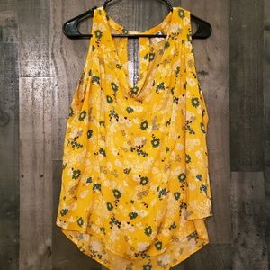 Sleeveless blouse